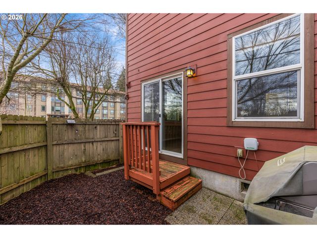 8201 Ne 53RD Way, Vancouver, WA 98662