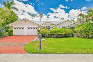 14687 Triple Eagle CT, Fort Myers, FL 33912