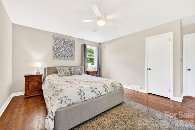 1 Oakwilde Drive, Asheville, NC 28803