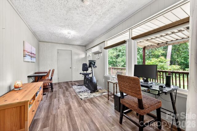 1 Oakwilde Drive, Asheville, NC 28803