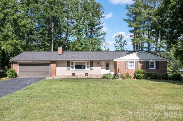 1 Oakwilde Drive, Asheville, NC 28803