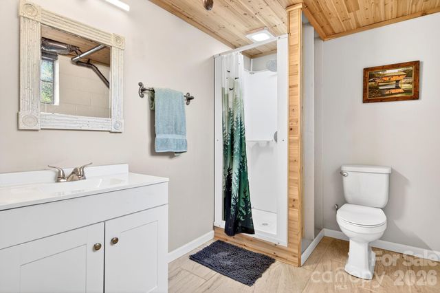 1 Oakwilde Drive, Asheville, NC 28803