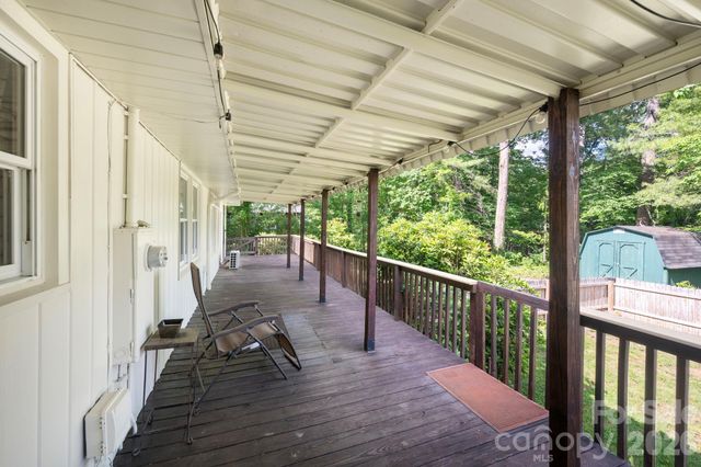 1 Oakwilde Drive, Asheville, NC 28803
