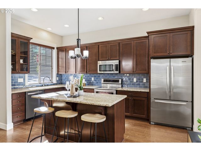 27463 Sw COPPER CREEK Loop, Wilsonville, OR 97070