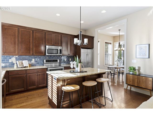 27463 Sw COPPER CREEK Loop, Wilsonville, OR 97070