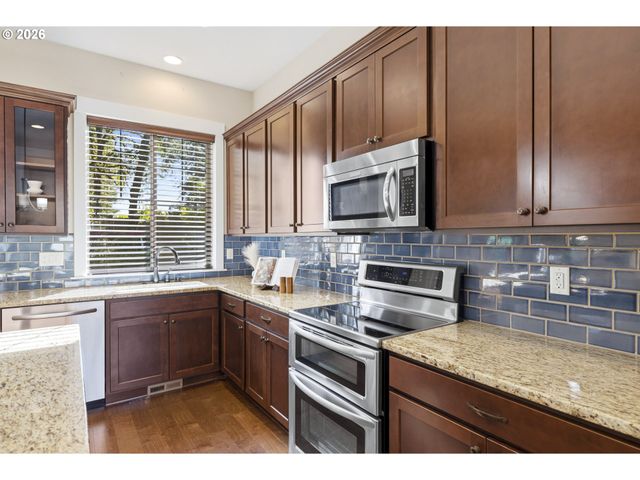 27463 Sw COPPER CREEK Loop, Wilsonville, OR 97070