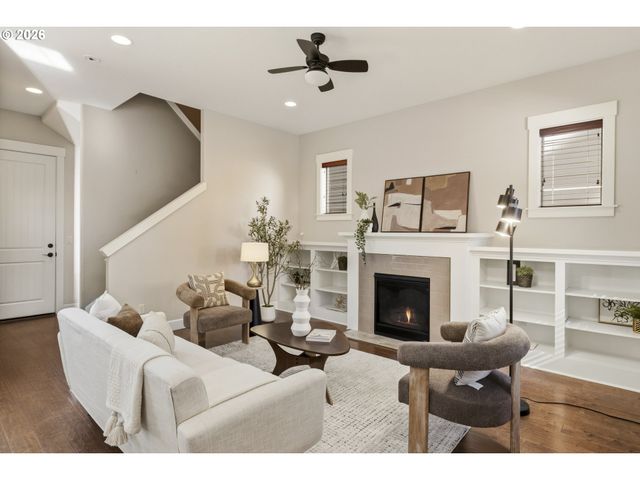 27463 Sw COPPER CREEK Loop, Wilsonville, OR 97070