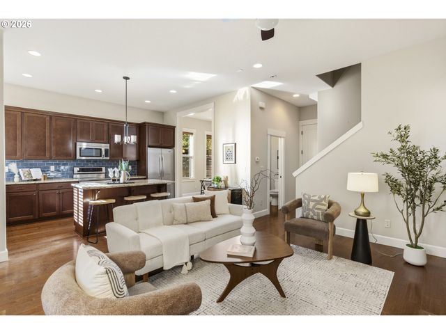 27463 Sw COPPER CREEK Loop, Wilsonville, OR 97070