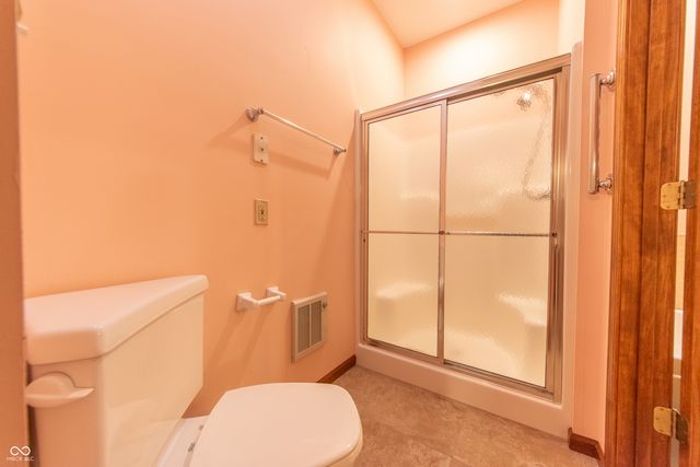 3735 W Two Mile House Road, Columbus, IN 47201