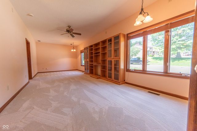 3735 W Two Mile House Road, Columbus, IN 47201