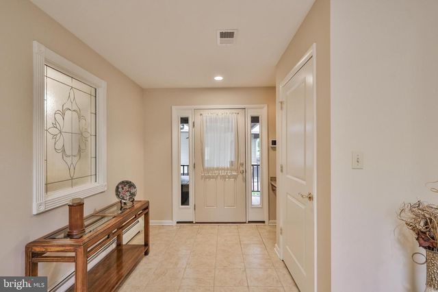8 RHODODENDRON TERRACE, Nesquehoning, PA 18240