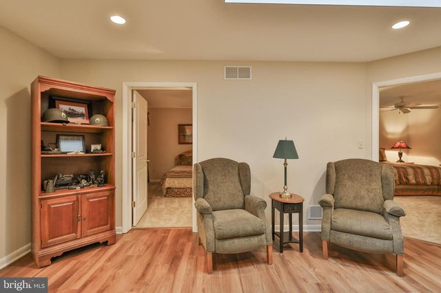 8 RHODODENDRON TERRACE, Nesquehoning, PA 18240