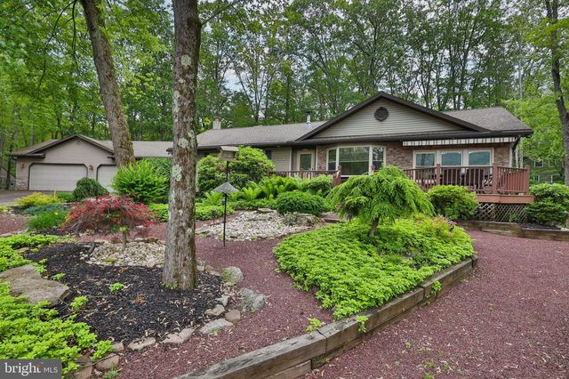 8 RHODODENDRON TERRACE, Nesquehoning, PA 18240