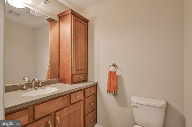 8 RHODODENDRON TERRACE, Nesquehoning, PA 18240
