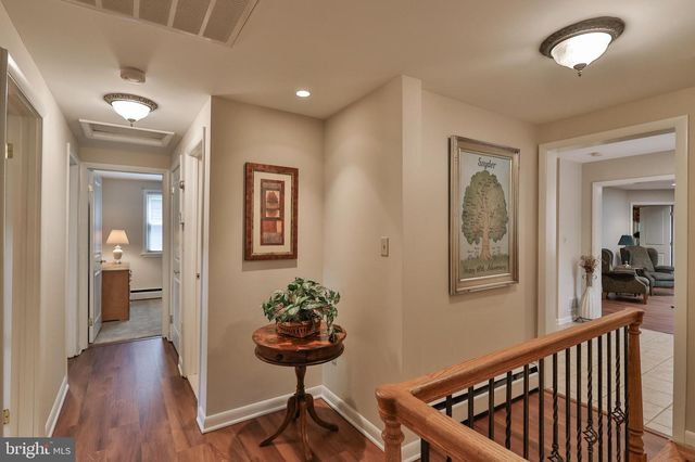 8 RHODODENDRON TERRACE, Nesquehoning, PA 18240