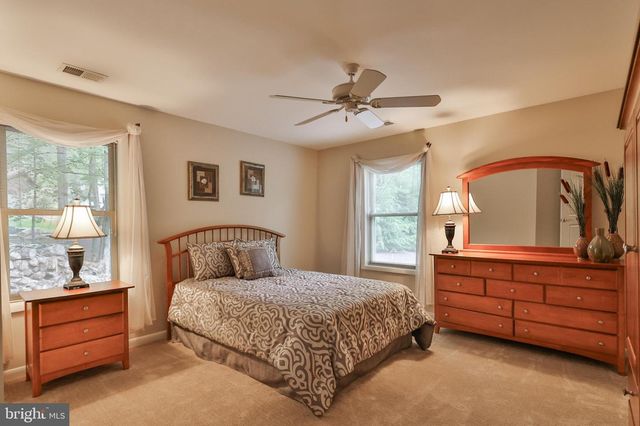 8 RHODODENDRON TERRACE, Nesquehoning, PA 18240