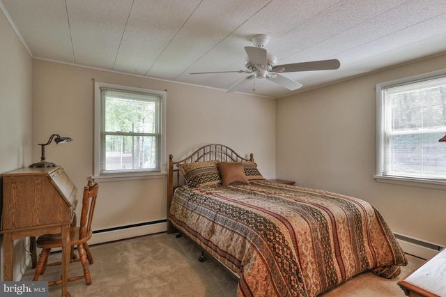 8 RHODODENDRON TERRACE, Nesquehoning, PA 18240