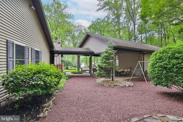 8 RHODODENDRON TERRACE, Nesquehoning, PA 18240