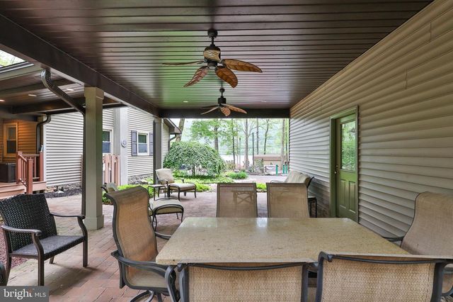 8 RHODODENDRON TERRACE, Nesquehoning, PA 18240