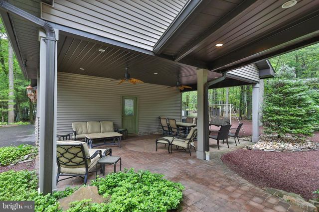 8 RHODODENDRON TERRACE, Nesquehoning, PA 18240