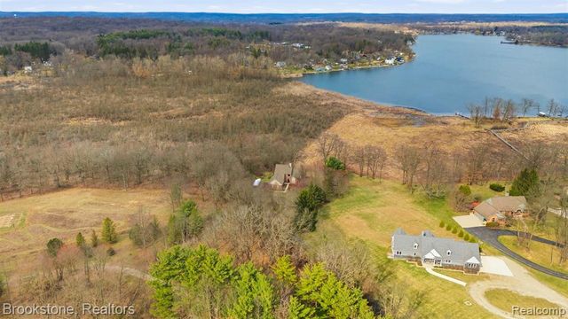 12170 Shaffer Road, Davisburg, MI 48350