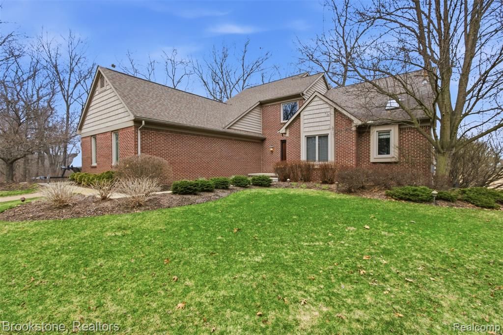 12170 Shaffer Road, Davisburg, MI 48350