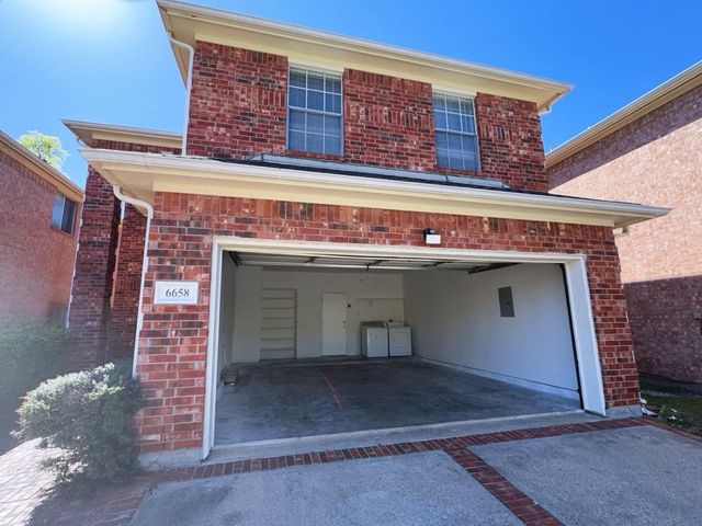 6658 Sharpstown Green Circle, Houston, TX 77036