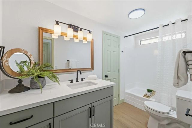 4444 E R, Palmdale, CA 93552