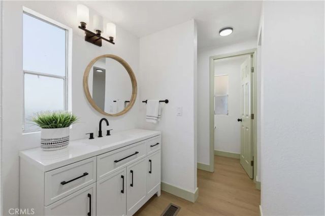 4444 E R, Palmdale, CA 93552