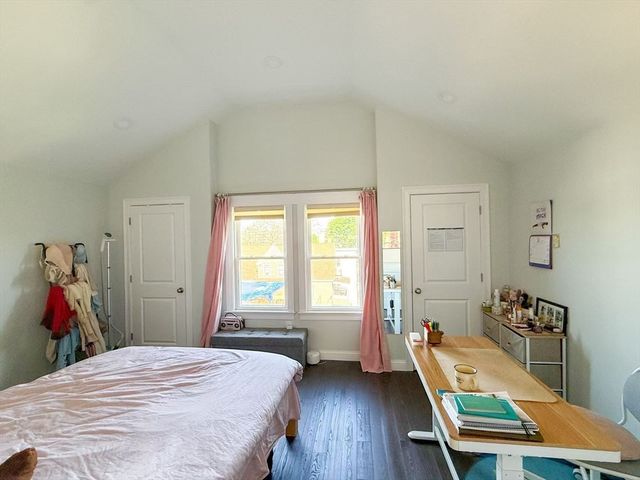 7 Russell Rd 3, Somerville, MA 02144