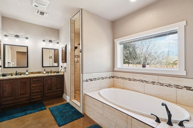 418 Tailwind, Seguin, TX 78155