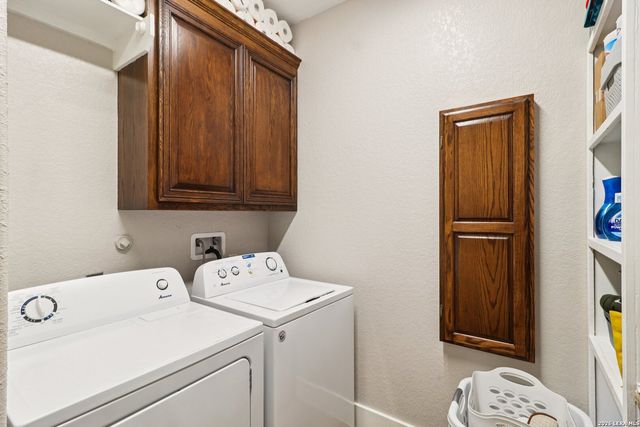 418 Tailwind, Seguin, TX 78155