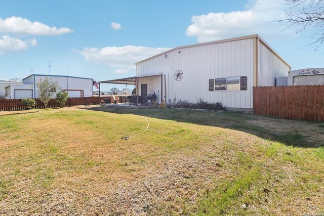 418 Tailwind, Seguin, TX 78155
