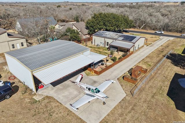 418 Tailwind, Seguin, TX 78155