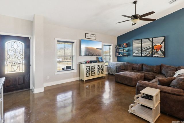 418 Tailwind, Seguin, TX 78155