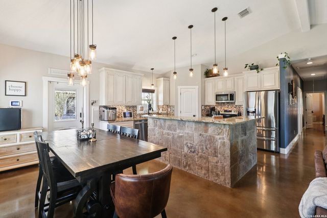 418 Tailwind, Seguin, TX 78155