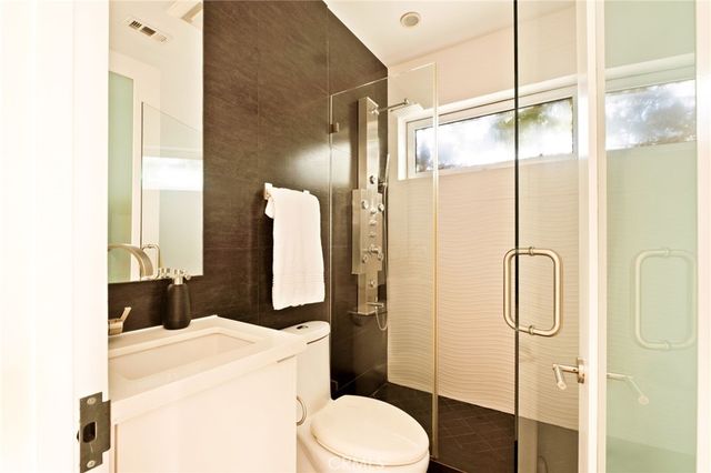 936 Milwood Avenue, Venice, CA 90291