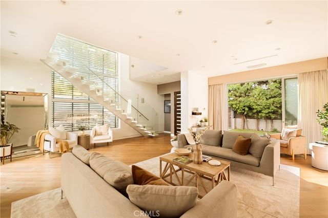 936 Milwood Avenue, Venice, CA 90291