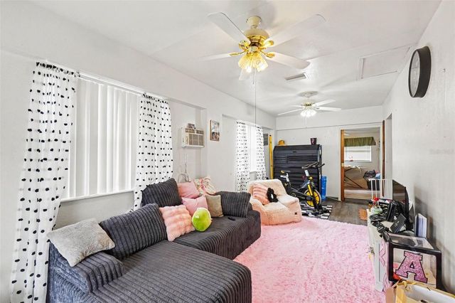 3040 STRAWBERRY LANE, Lakeland, FL 33801
