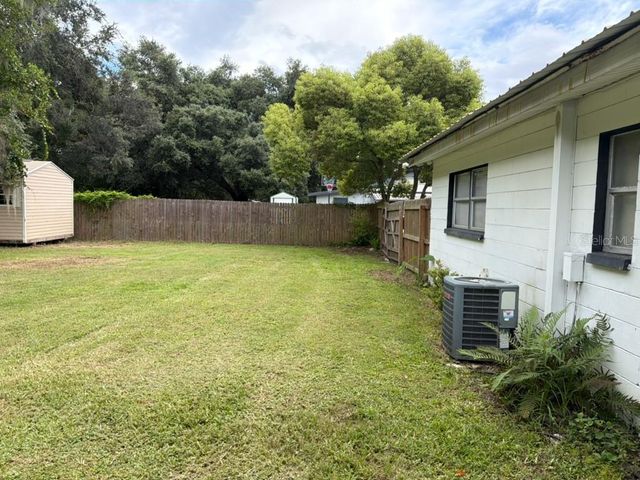 3040 STRAWBERRY LANE, Lakeland, FL 33801