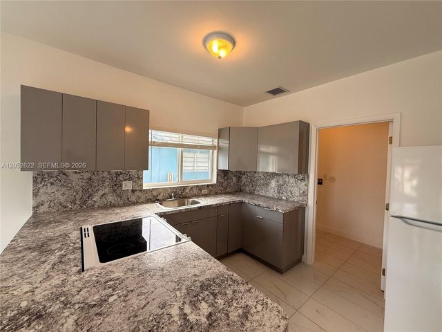 3025 NW 23rd Ave 1, Miami, FL 33142