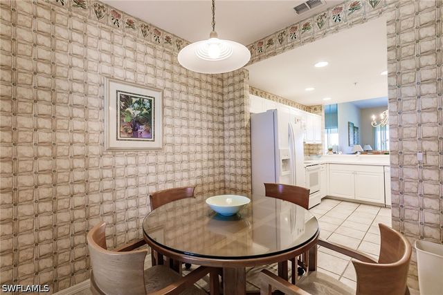 4120 Bayhead DR 303, Bonita Springs, FL 34134