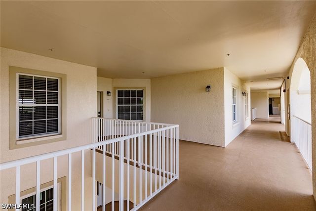 4120 Bayhead DR 303, Bonita Springs, FL 34134