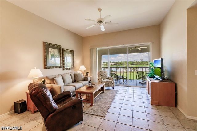 4120 Bayhead DR 303, Bonita Springs, FL 34134