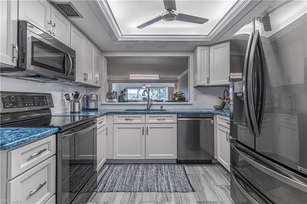 7430 Lake Breeze DR 403, FORT MYERS, FL 33907 — photo 2