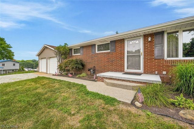 3140 Rusty Avenue SW, Canton, OH 44706