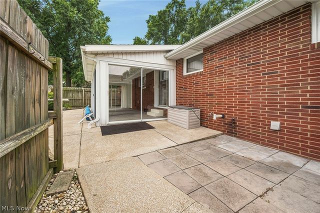 3140 Rusty Avenue SW, Canton, OH 44706
