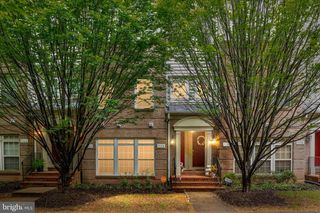 7158 LITTLE THAMES DR #185, Gainesville, VA 20155