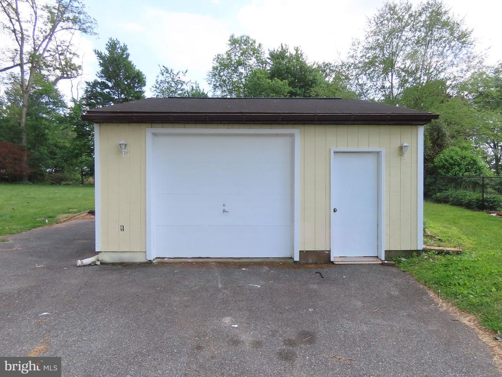 Image 22 of property listing at 703 ST MARYS RD, Pylesville, MD 21132