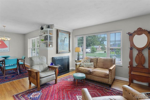 5909 Childress Avenue, St Louis, MO 63109